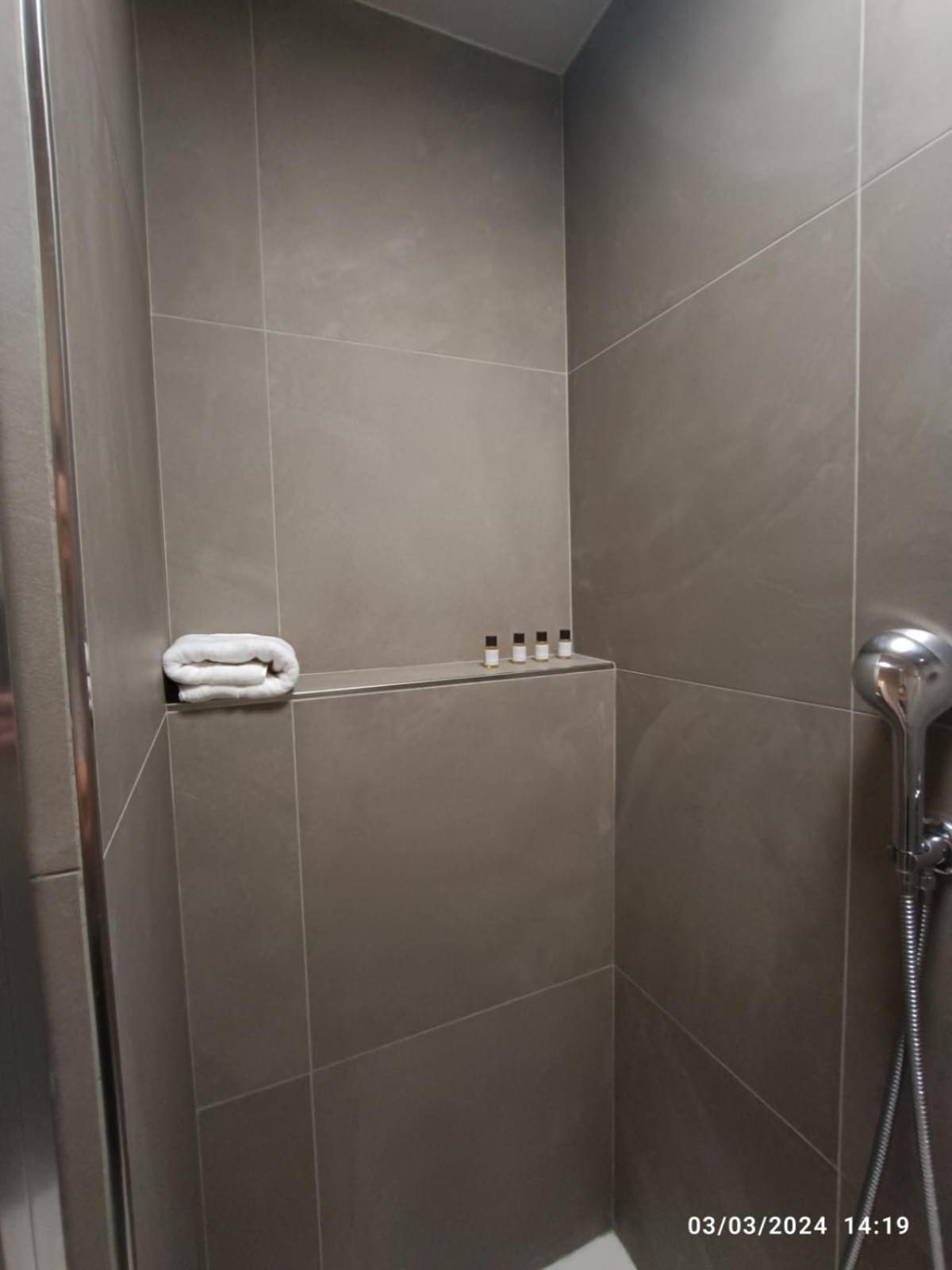 Be-C0 Centrale Luxury & Family Apt Милан Экстерьер фото